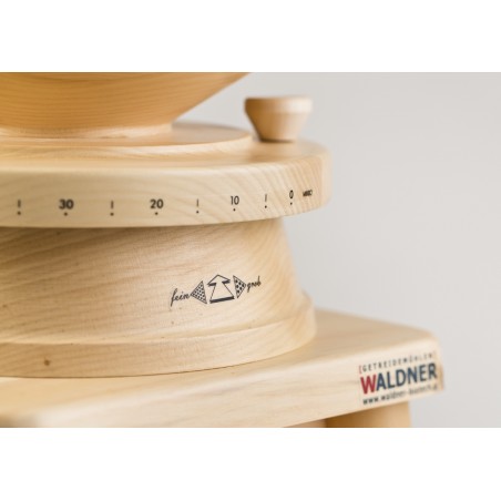 Mulino con macina a pietra per farine - Waldner Family