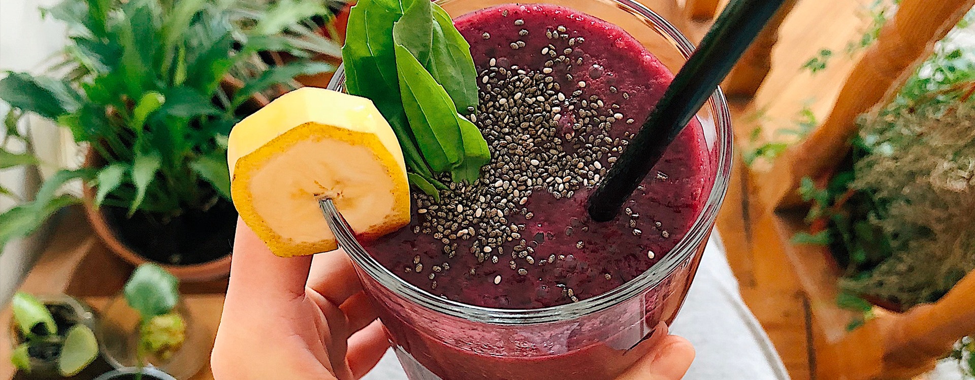 Come preparare uno smoothie con l'Estrattore di succo