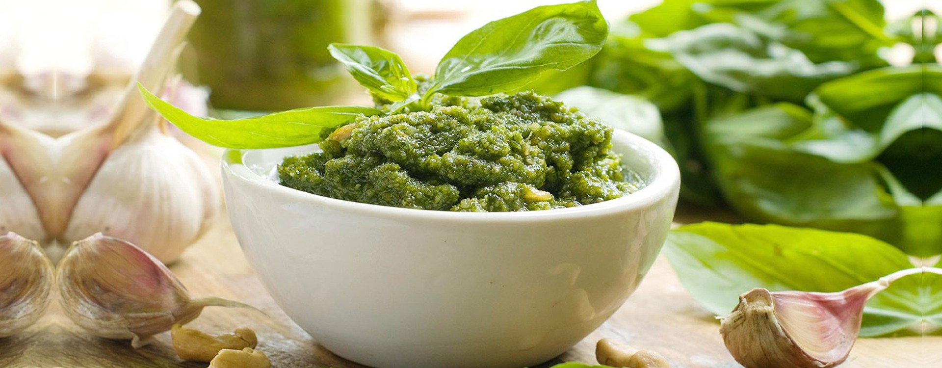 Come fare un pesto alla genovese vegan con estrattore di succo